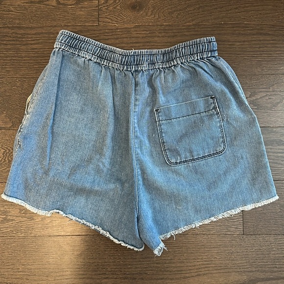 Wilfred Free denim shorts Small - Picture 3 of 4